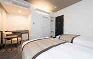 Bedroom 3 HOTEL MYSTAYS Shin Osaka Conference Center