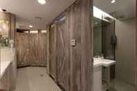 In-room Bathroom Ximen WOW Hostel