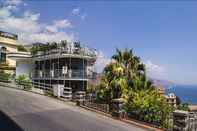 Exterior Taormina Palace Hotel