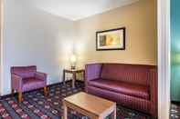 Common Space Comfort Inn & Suites Newcastle - Oklahoma City