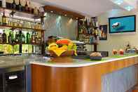 Quầy bar, cafe và phòng lounge Best Western Hotel Martello