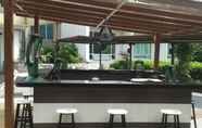 Bar, Kafe dan Lounge 7 Straits View Hotel