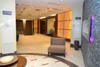 Lobby Bombay Suites -Grand Ovation Mississauga