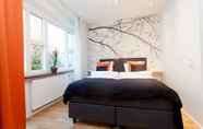 Bedroom 3 ApartDirect Solna