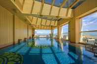 Swimming Pool Rio Hotel