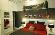 Kamar Tidur 7 Venice Art Design Bed & Breakfast