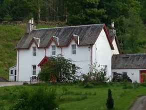 Bangunan 4 Inverardran House