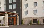 ภายนอกอาคาร 4 Country Inn & Suites by Radisson, Belleville, ON