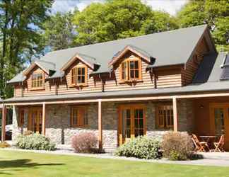 Exterior 2 Wanaka Homestead Lodge & Cottages