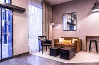 Common Space Best Western Plus Suitcase Paris La Defense