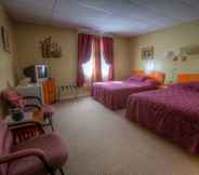 Bedroom 4 Villa Maria Country Inn