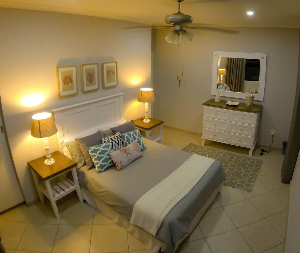 Kamar Tidur 3 Amanzi Beach House