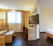 Bedroom 3 Messe & Airport Hotel Stuttgart