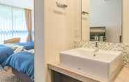 In-room Bathroom 5 New Welcity Yugawara