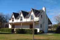 Exterior Whitestone Cottages