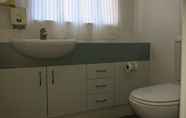 Toilet Kamar 3 AAA Northlands Motel