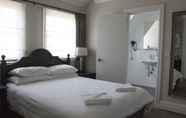 Kamar Tidur 2 Wallacia Hotel