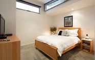 Kamar Tidur 6 Smith Beach Getaways Beachwood Garden Studio