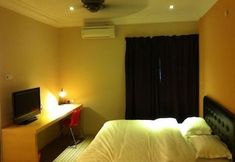 Bedroom 4 Damai 11 at Klcc