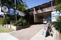 Exterior Airlie Beach YHA - Hostel