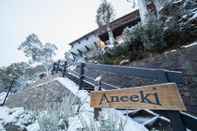 Bangunan Aneeki Ski Lodge