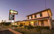 Bangunan 4 Green Gables Motel