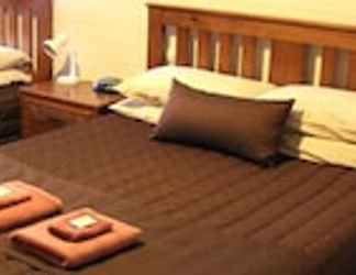 Bilik Tidur 2 Auburn Shiraz Motel
