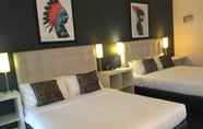 Bedroom 2 Caledonian Hotel Motel