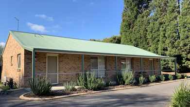 Exterior 4 Eureka Lodge Motel