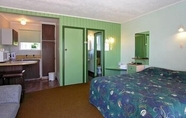 Bilik Tidur 4 Camberley Court Motel