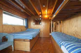 Kamar Tidur 4 The Rock Adventure Cruise