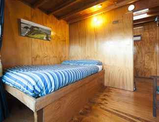 Kamar Tidur 2 The Rock Adventure Cruise