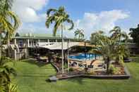 Swimming Pool Walkabout Lodge