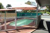 Kolam Renang Coffs Harbour Pacific Palms Motel