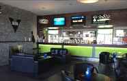 Bar, Kafe dan Lounge 2 The Elimatta Hotel