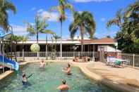 Swimming Pool Billabong Lodge Motel