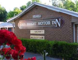 Exterior 2 Barrass's John Bright Motor Inn