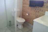 In-room Bathroom Tiaro Motor Inn