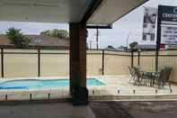 Swimming Pool Dubbo Centrepoint Motel