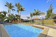 Swimming Pool Riviera Motel Bundaberg