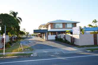 Exterior 4 Rover Motel