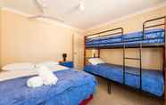 Kamar Tidur 4 Dunsborough Rail Carriages & Farm Cottages