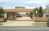 Exterior 2 Travellers Rest Motel