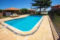 Swimming Pool Geraldton's Ocean West