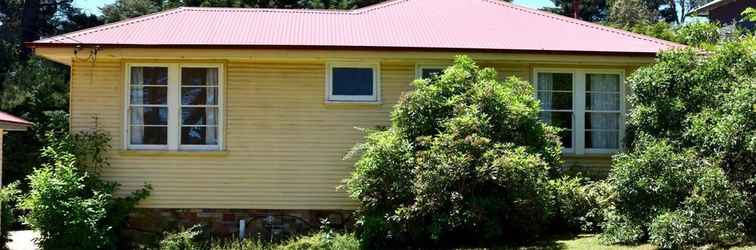 Exterior Blackheath Holiday Cabins