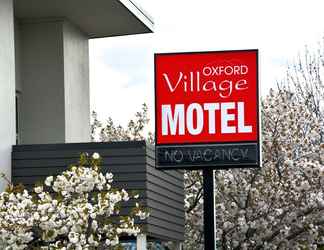 Bangunan 2 Oxford Village Motels