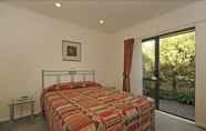 Bedroom 3 Camelot Motor Lodge