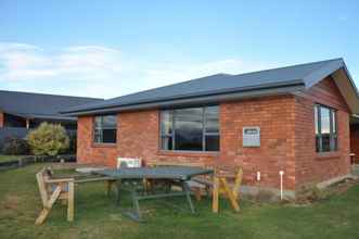 Exterior 4 Birchwood Cottages