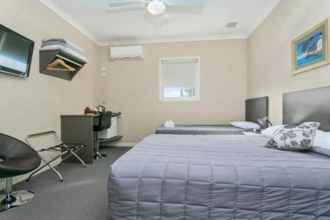 Bedroom 4 No1 Motels On Victoria