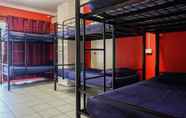 Bedroom 5 Brisbane Backpackers Resort - Hostel